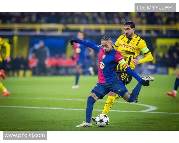 世界杯精彩对决巴萨与国米战成平局绝杀瞬间引发全场狂欢