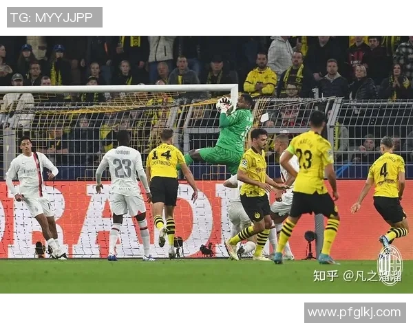 AC米兰绝杀多特蒙德友谊赛精彩瞬间全场沸腾数据解析引人关注