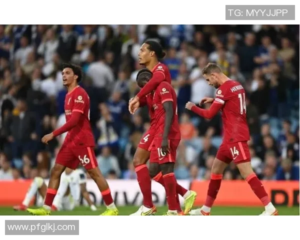 欧冠焦点战利物浦与AC米兰互交白卷红牌事件引发全场热议