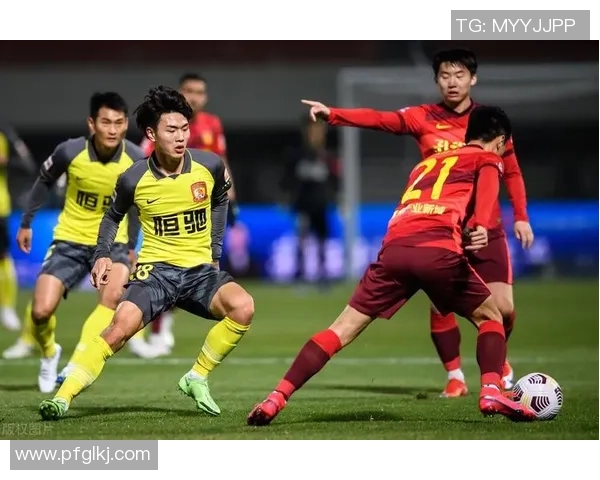 中超激战阿森纳逆转尤文图斯绝杀时刻引发全场狂欢分析