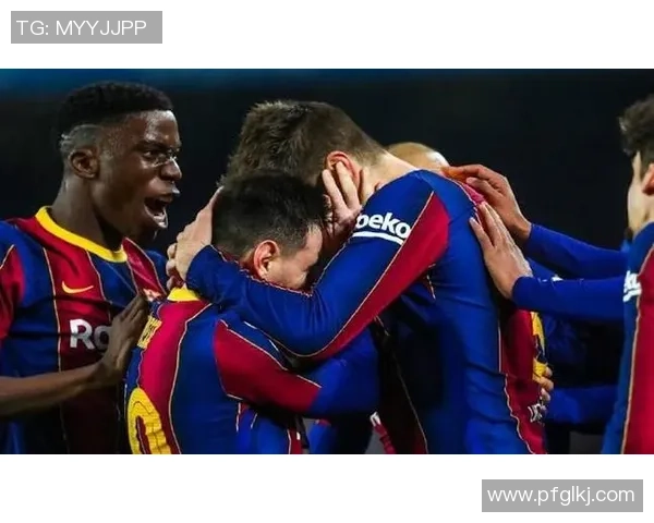 国王杯激战：里昂大胜AC米兰四球神扑引发争议判罚全场沸腾